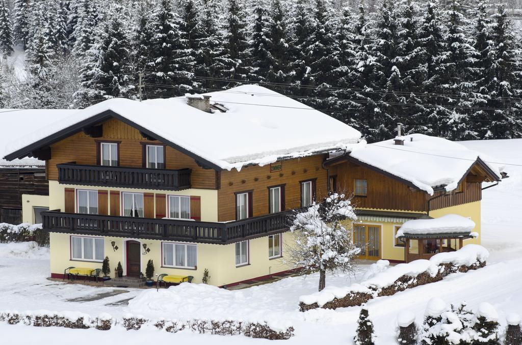 Haus Dachstein Schnitzer Hotell Eben Im Pongau Exteriör bild